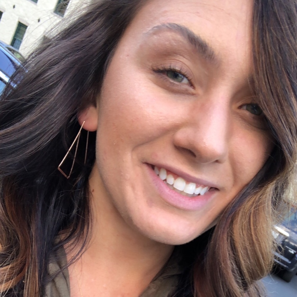 Meet your Posher, Natalie